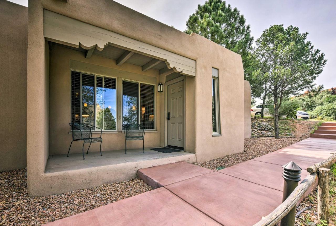 شقة Adobe-Style Abode With Amenities - Walk To Plaza! سانتا فيه المظهر الخارجي الصورة