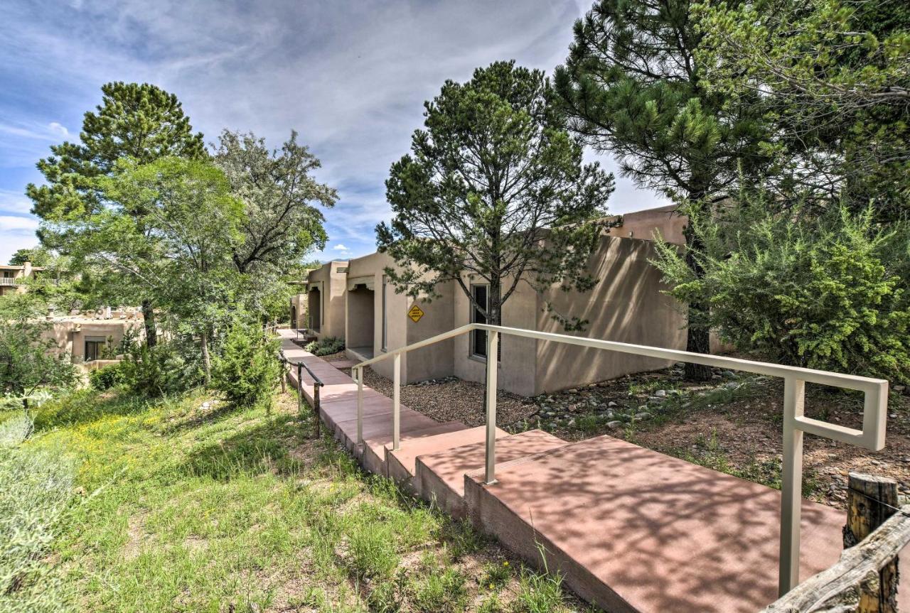 شقة Adobe-Style Abode With Amenities - Walk To Plaza! سانتا فيه المظهر الخارجي الصورة